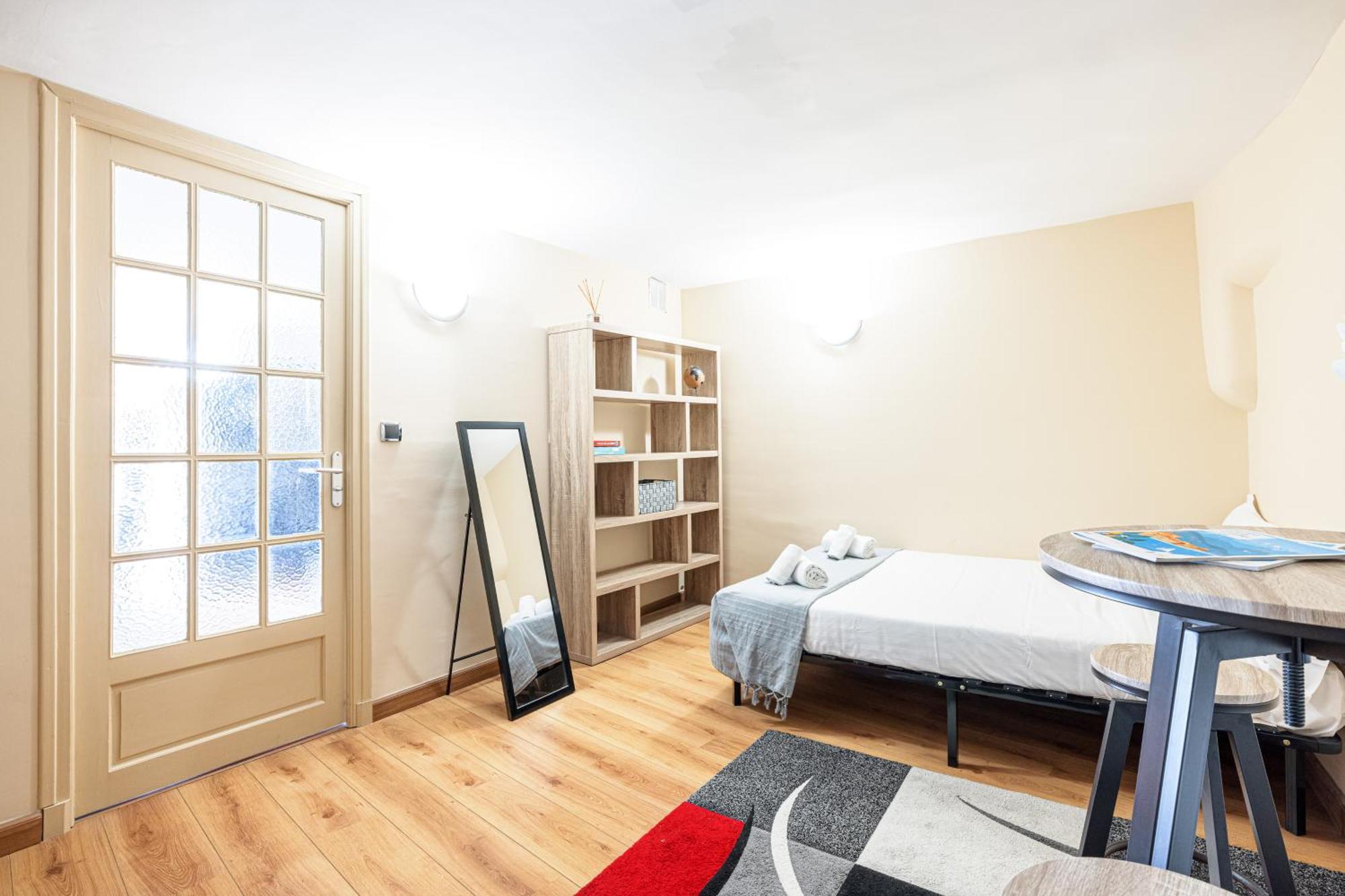 3 Pieces Des Jardins Apartment ม็องตง ภายนอก รูปภาพ