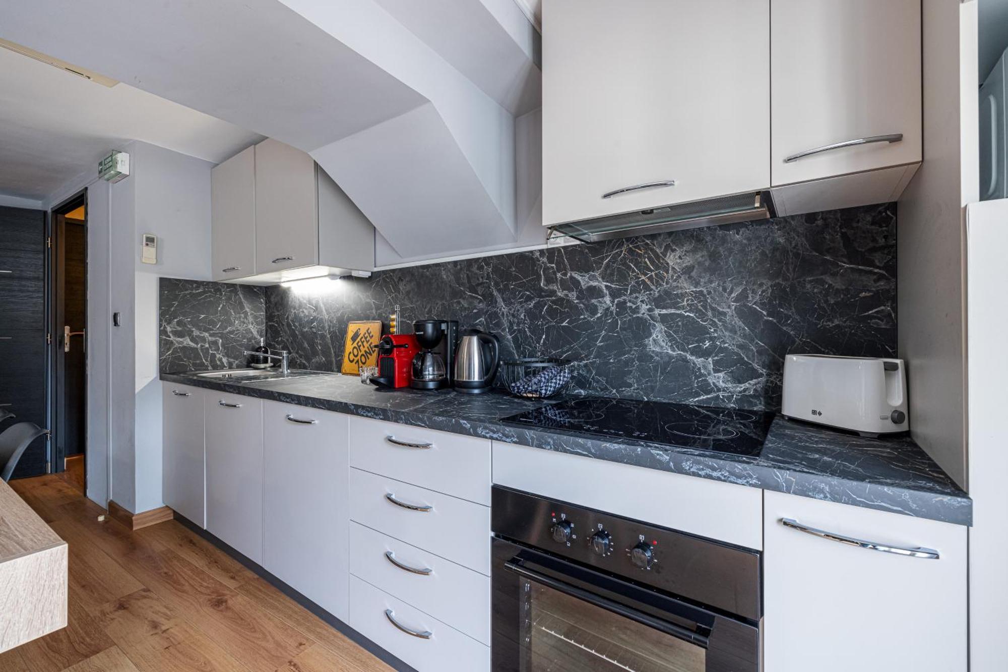 3 Pieces Des Jardins Apartment ม็องตง ภายนอก รูปภาพ