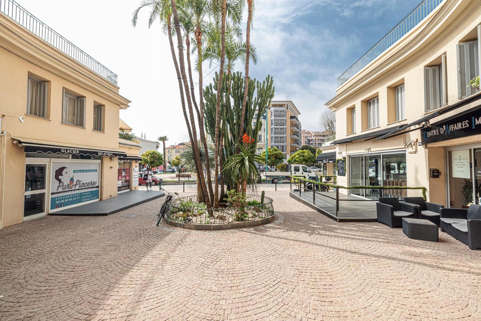 3 Pieces Des Jardins Apartment ม็องตง ภายนอก รูปภาพ